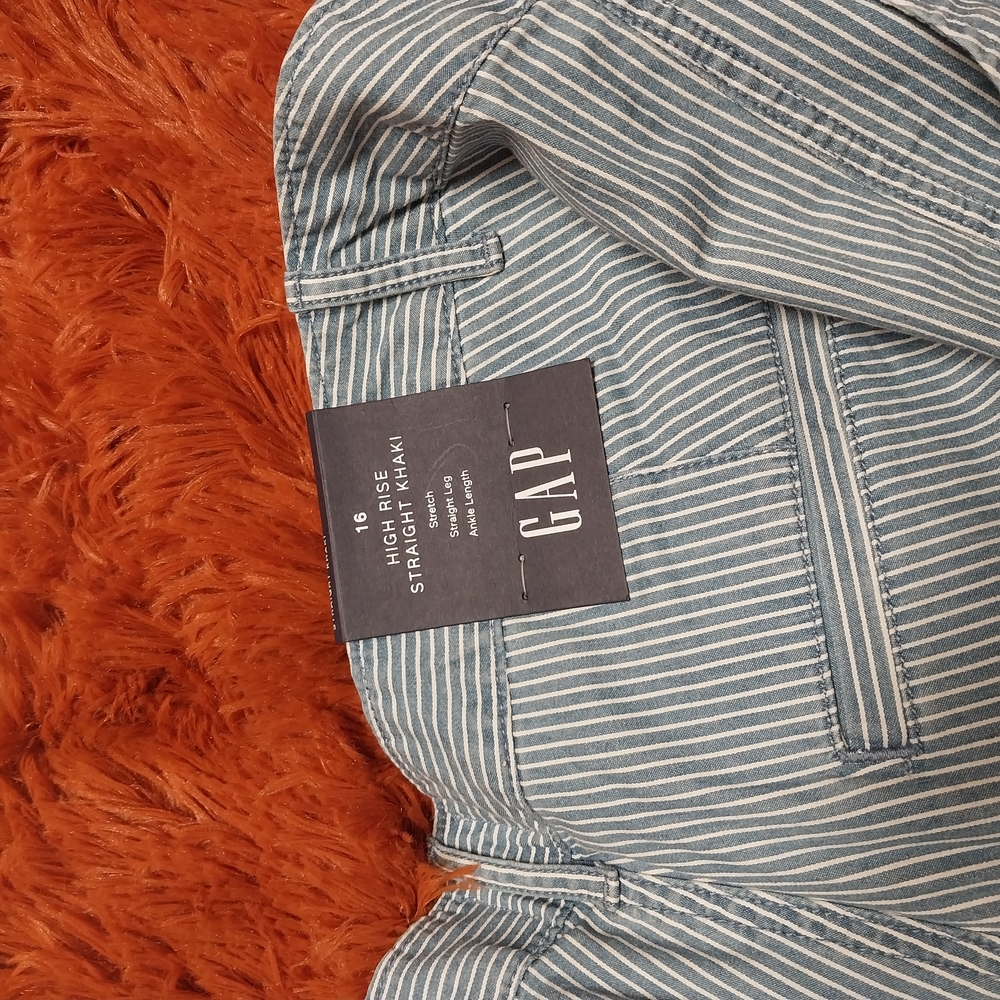 GAP High Rise Straight Khaki Pants